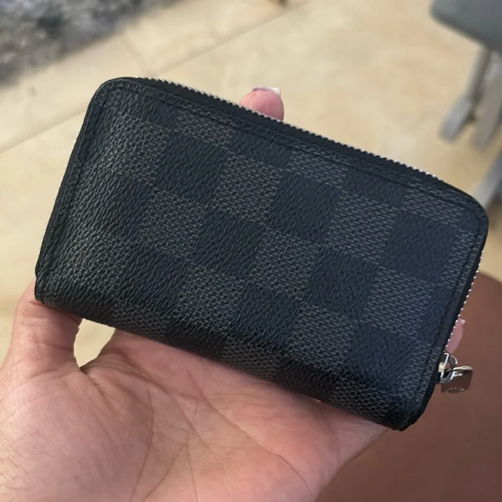 Louis Vuitton Coin Purse Damier Graphite Zippy